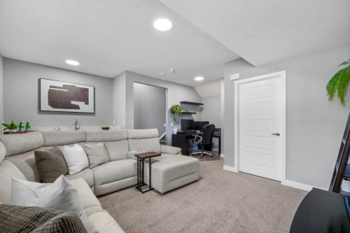 37 Legacy Glen Link Se, Calgary, AB - Indoor