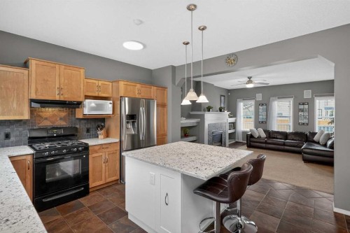 210 Elgin View Se, Calgary, AB 