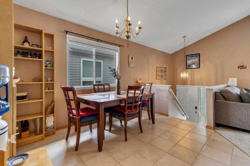 34 Hidden Spring Circle Nw, Calgary, AB 