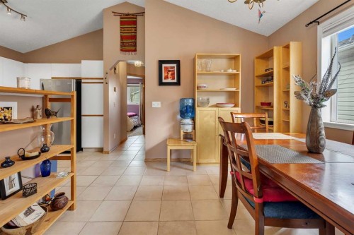 34 Hidden Spring Circle Nw, Calgary, AB 