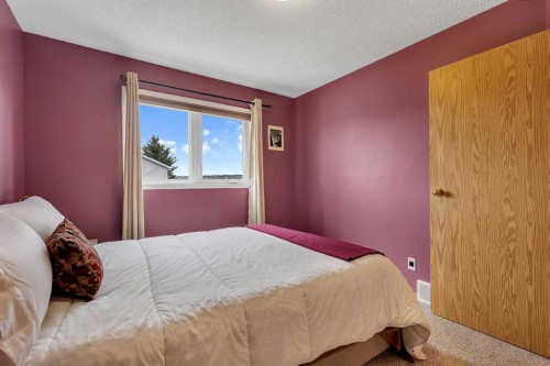 34 Hidden Spring Circle Nw, Calgary, AB 