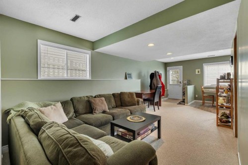 34 Hidden Spring Circle Nw, Calgary, AB 