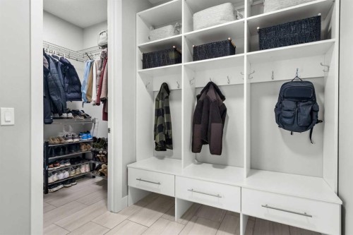 86 Juneberry Heights, Rural Rocky View County, AB - Indoor With Storage