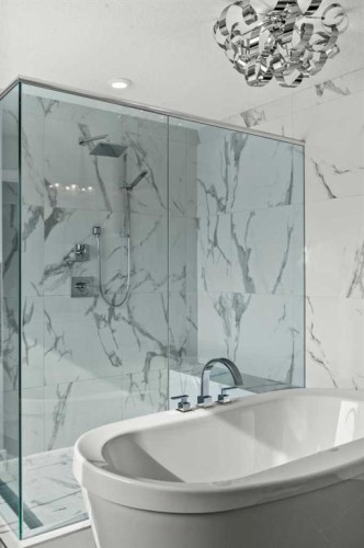 86 Juneberry Heights, Rural Rocky View County, AB - Indoor Photo Showing Bathroom