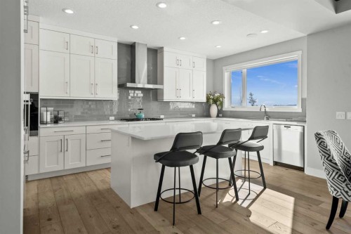 86 Juneberry Heights, Rural Rocky View County, AB - Indoor Photo Showing Kitchen With Upgraded Kitchen