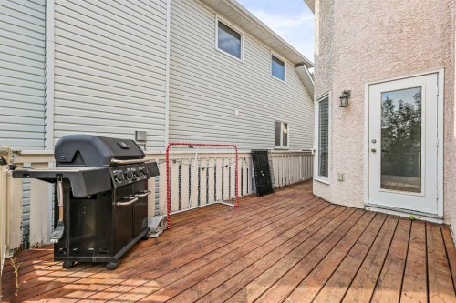 32 Millrise Crescent Sw, Calgary, AB - Outdoor With Deck Patio Veranda With Exterior