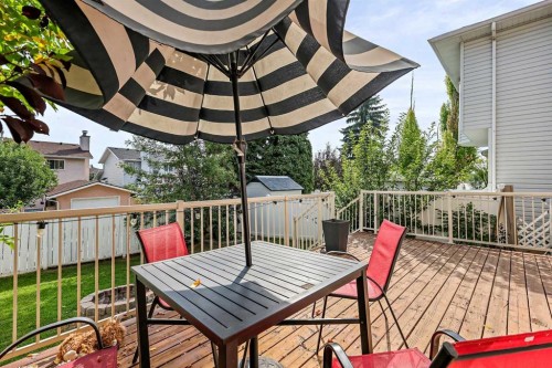 32 Millrise Crescent Sw, Calgary, AB - Outdoor With Deck Patio Veranda With Exterior