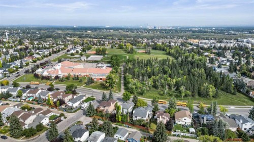 32 Millrise Crescent Sw, Calgary, AB - Outdoor With View