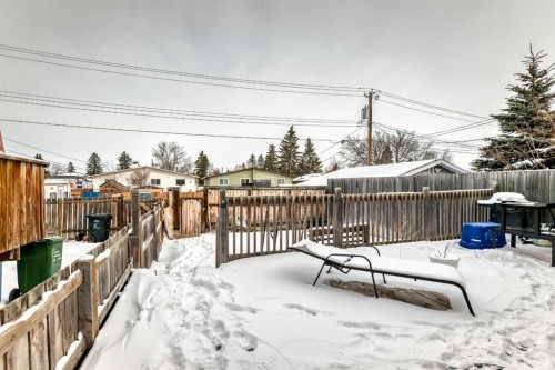 118 Dovertree Place Se, Calgary, AB - Outdoor With Deck Patio Veranda