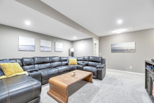 840 Seton Circle Se, Calgary, AB - Indoor Photo Showing Living Room