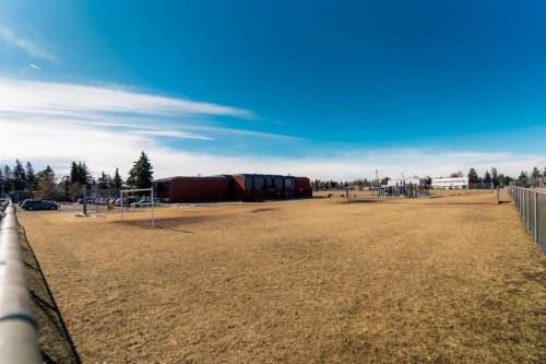 9939 Maplecreek Drive Se, Calgary, AB - Outdoor With View