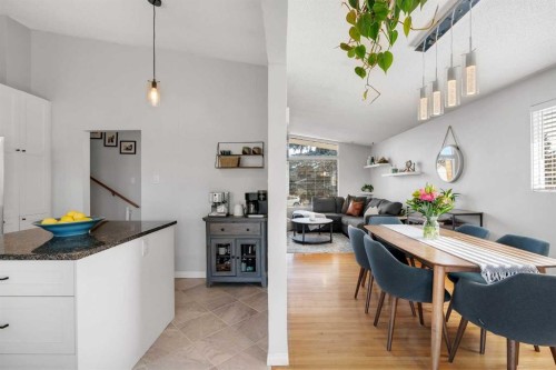 9939 Maplecreek Drive Se, Calgary, AB - Indoor Photo Showing Dining Room