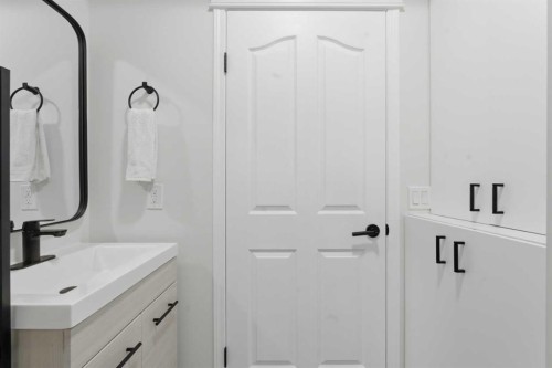 146 Springbluff Heights Sw, Calgary, AB - Indoor