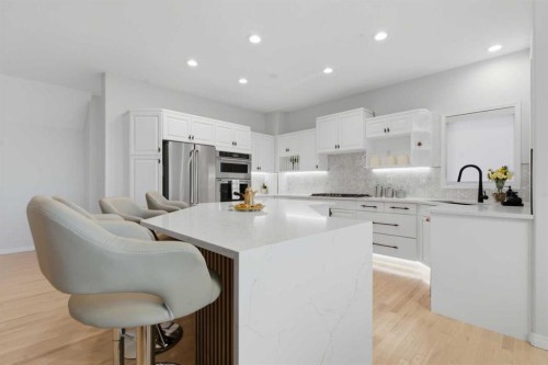 146 Springbluff Heights Sw, Calgary, AB - Indoor Photo Showing Kitchen With Upgraded Kitchen