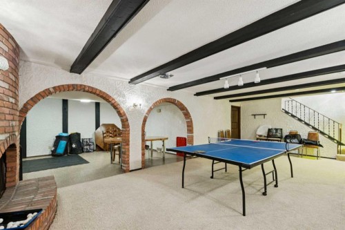 7312 Kananaskis Drive Sw, Calgary, AB - Indoor Photo Showing Other Room