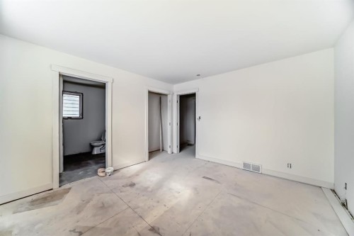 251 Cannell Place Sw, Calgary, AB - Indoor Photo Showing Other Room