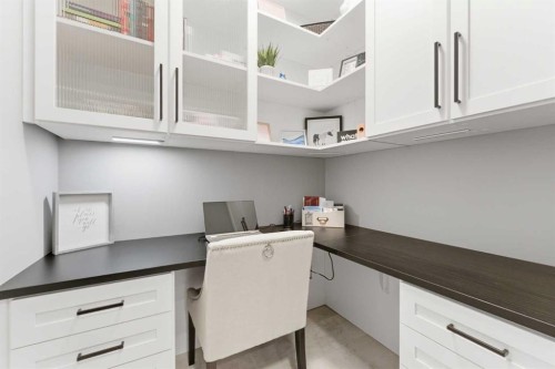 187 Cranarch Circle Se, Calgary, AB - Indoor