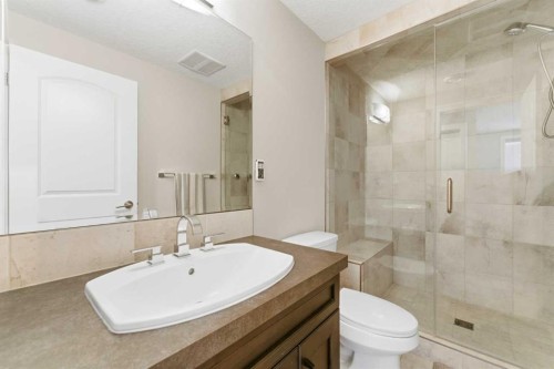 187 Cranarch Circle Se, Calgary, AB - Indoor Photo Showing Bathroom