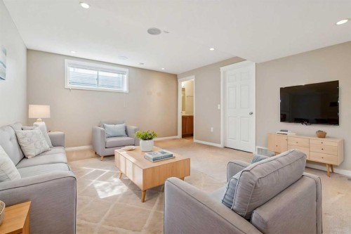 85 Silverado Range View Sw, Calgary, AB - Indoor