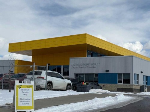 85 Silverado Range View Sw, Calgary, AB - Outdoor