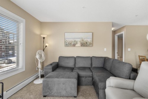 1237-81 Legacy Boulevard Se, Calgary, AB - Indoor Photo Showing Living Room