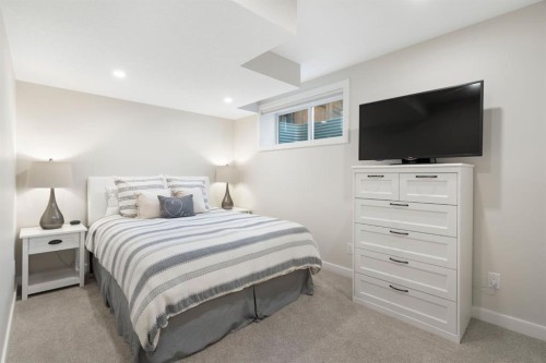 6 Cranwell Square Se, Calgary, AB - Indoor Photo Showing Bedroom
