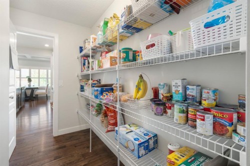 6 Cranwell Square Se, Calgary, AB - Indoor