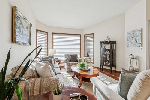 20 Macewan Ridge View Nw, Calgary, AB - Indoor Photo Showing Living Room