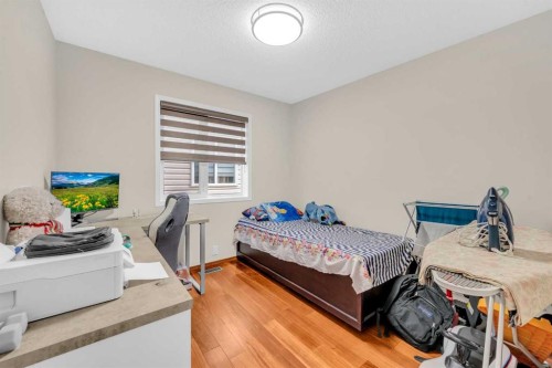 51 Coral Reef Close Ne, Calgary, AB - Indoor Photo Showing Bedroom