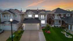 51 Coral Reef Close NE Calgary, AB T3J 3Y4