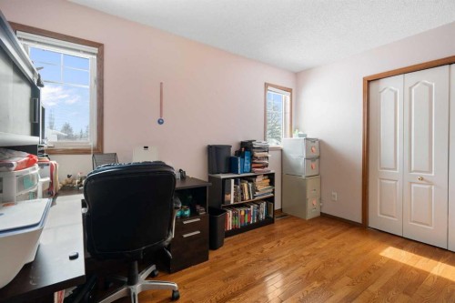 80 Chaparral Road Se, Calgary, AB - Indoor Photo Showing Office