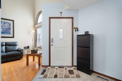 80 Chaparral Road Se, Calgary, AB - Indoor Photo Showing Other Room