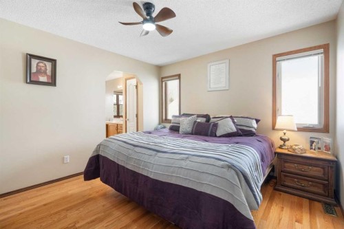 80 Chaparral Road Se, Calgary, AB - Indoor Photo Showing Bedroom