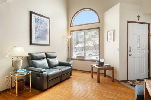 80 Chaparral Road Se, Calgary, AB - Indoor