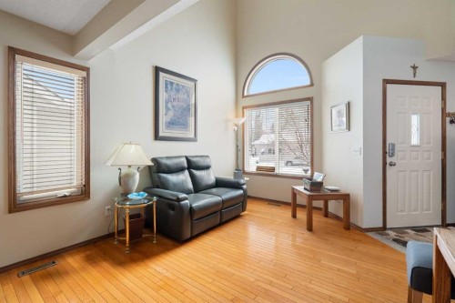 80 Chaparral Road Se, Calgary, AB - Indoor