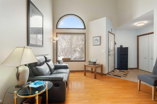 80 Chaparral Road Se, Calgary, AB - Indoor