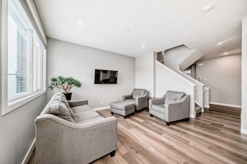 77 Howse Terrace Ne, Calgary, AB - Indoor Photo Showing Living Room