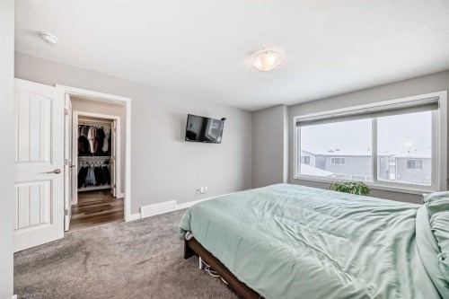 77 Howse Terrace Ne, Calgary, AB - Indoor Photo Showing Bedroom