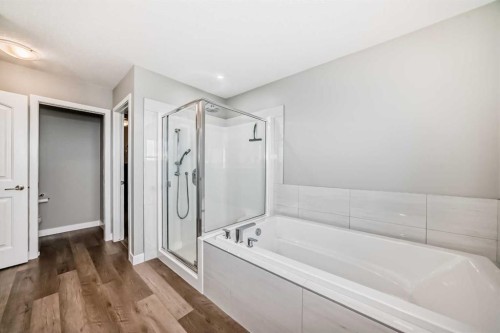 77 Howse Terrace Ne, Calgary, AB - Indoor Photo Showing Bathroom