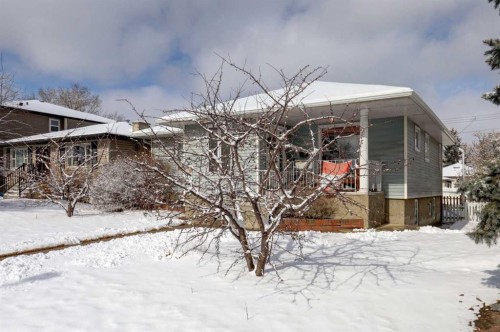 636 17 Avenue Ne, Calgary, AB - Outdoor