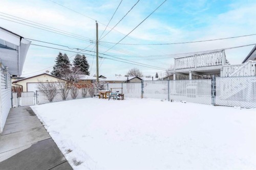 119 Mardale Crescent Ne, Calgary, AB - Outdoor
