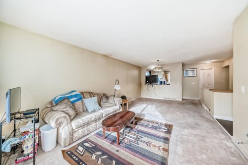 247 Bracewood Road Sw, Calgary, AB - Indoor