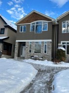 624 27 Avenue NW Calgary, AB T2M 2J1