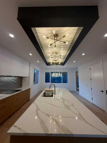 1924 10 Avenue Nw, Calgary, AB - Indoor
