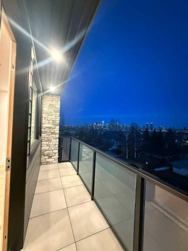 1924 10 Avenue Nw, Calgary, AB - Outdoor With Balcony With Exterior