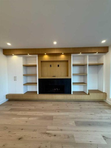1924 10 Avenue Nw, Calgary, AB - Indoor Photo Showing Other Room