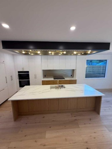 1924 10 Avenue Nw, Calgary, AB - Indoor