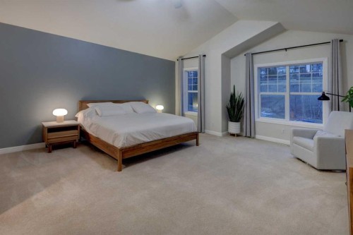 57 Discovery Ridge Hill Sw, Calgary, AB - Indoor Photo Showing Bedroom