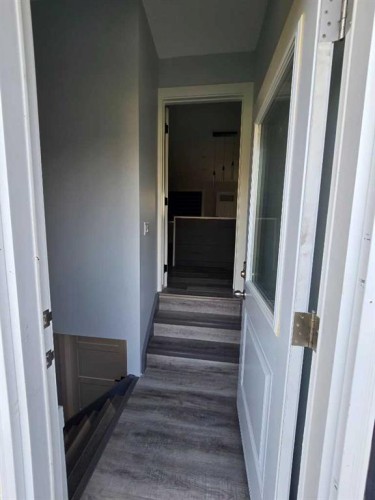 327 Rundleview Drive Ne, Calgary, AB - Outdoor With Exterior