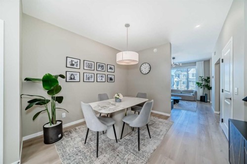 455 Tekarra Drive Nw, Calgary, AB - Indoor Photo Showing Dining Room